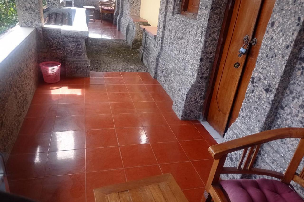 Gusti Home Stay Ubud ภายนอก รูปภาพ