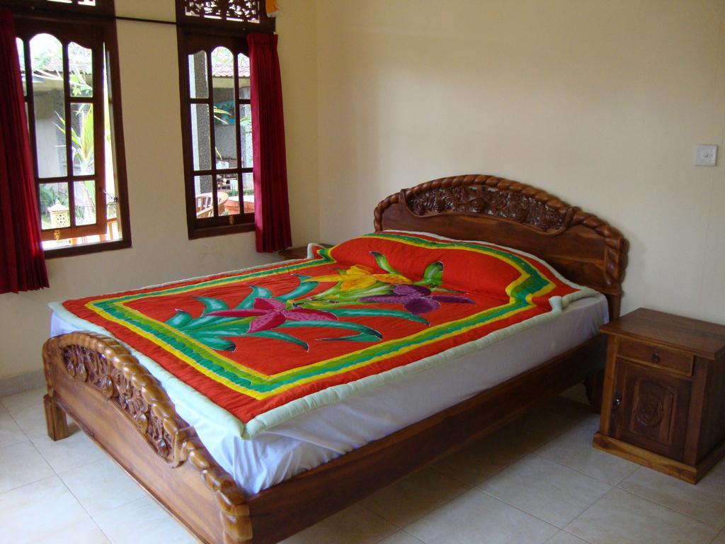 Gusti Home Stay Ubud ภายนอก รูปภาพ