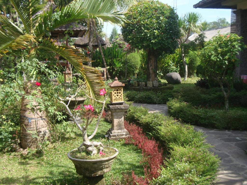 Gusti Home Stay Ubud ภายนอก รูปภาพ