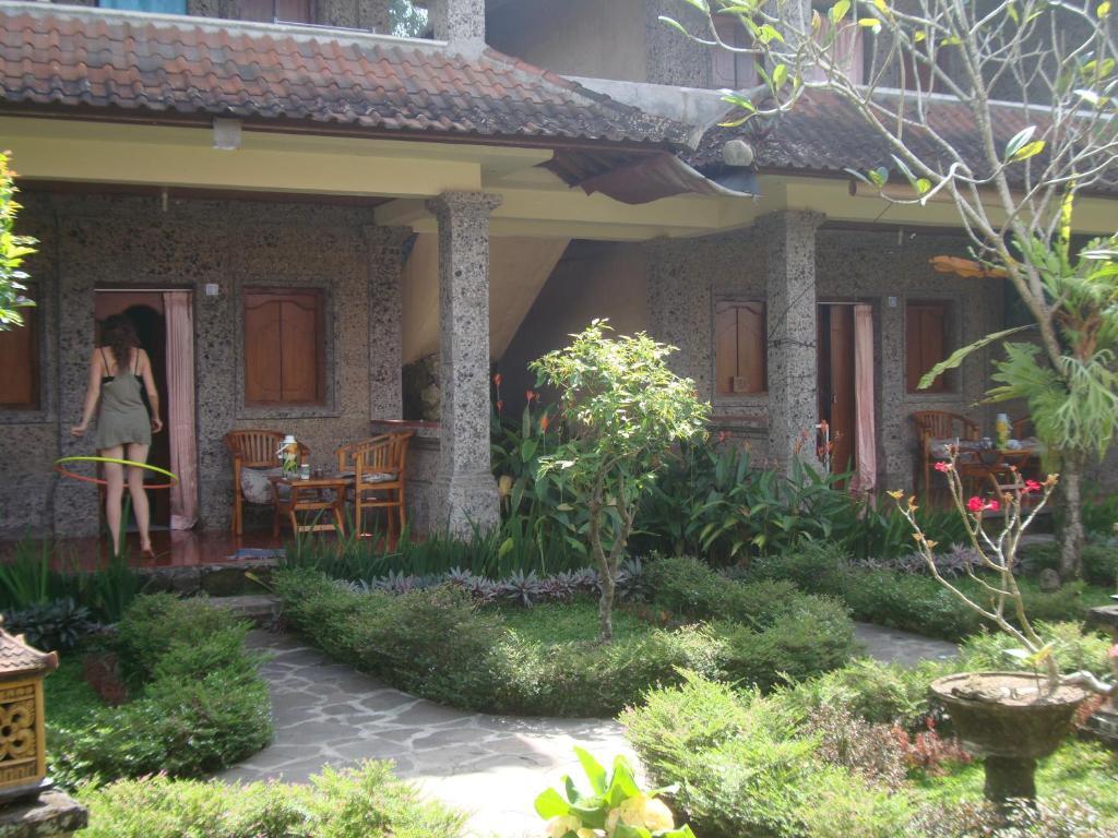 Gusti Home Stay Ubud ภายนอก รูปภาพ